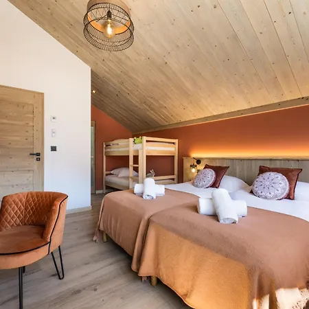 Chalet Neuf, Jacuzzi, Piscine Privee Mai-Sept, Petanque, Proche Paradiski