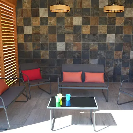 Chalet Neuf, Jacuzzi, Piscine Privee Mai-Sept, Petanque, Proche Paradiski Σαλέ *