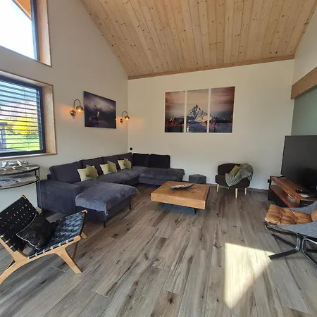Chalet Neuf, Jacuzzi, Piscine Privee Mai-Sept, Petanque, Proche Paradiski